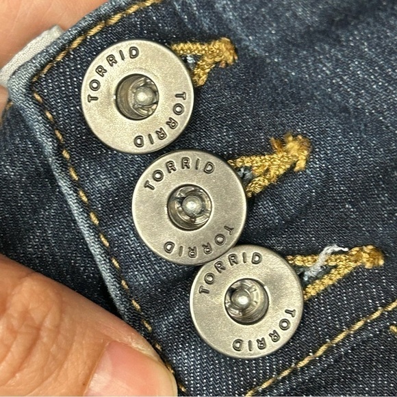 Torrid Jegging Skinny Super Stretch High-Rise Jean - Picture 8 of 8